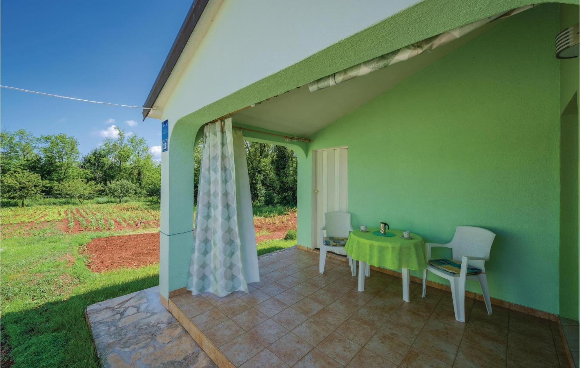 Cozy Apartment In Sv,Lovrec With Kitchen Jakici Exterior photo